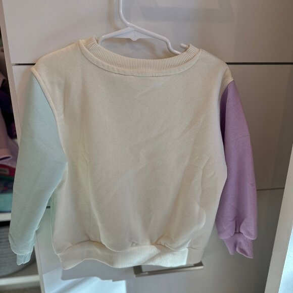 H&M Gabby's Dollhouse Kids Sweatshirt US 4T (3-4Y) - Picture 3 of 3